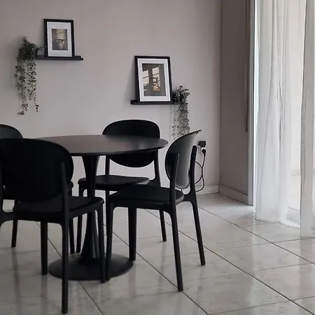 Sweet Apartment's *