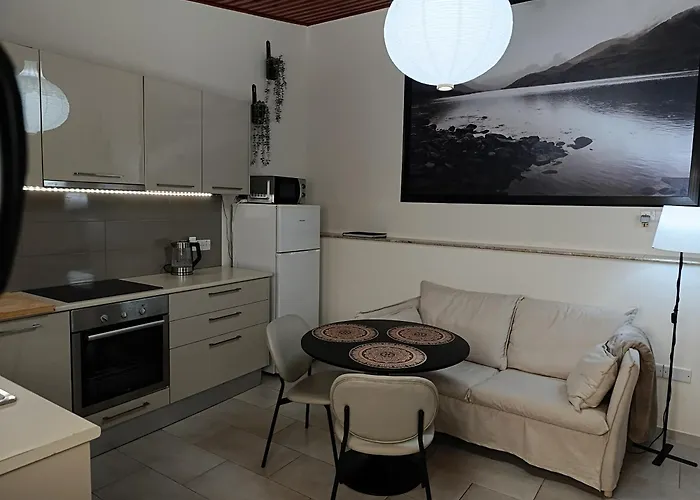 Historical Center Pretty House Appartamento Limisso